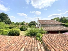 Dpt Charente Maritime (17), à vendre BORDS  2 maisons