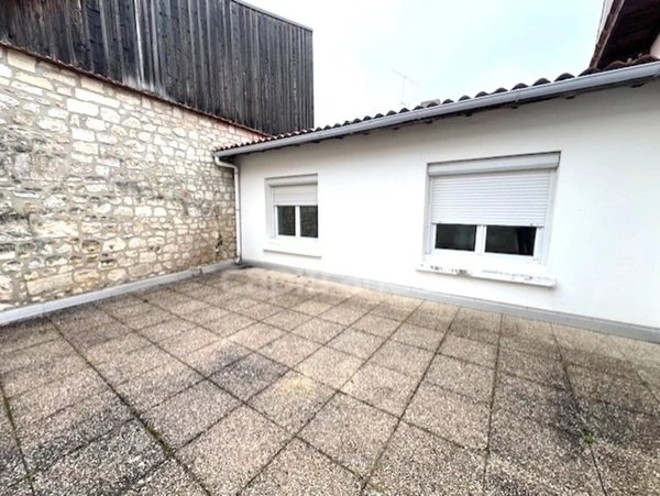 Immeuble mixte à vendre PONS (17)