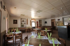 Fonds de commerce Bar-Restaurant à Saint-Laurent de Cerdans (66)  Emplacement N°1
