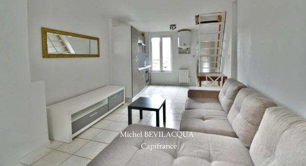 Immeuble rentabilité 10,14 % à vendre NEVERS (58), centre ville, 5 appartements loués meublés, 1 studio et 4 T2