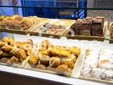 Dpt Nièvre (58), à vendre CHATILLON EN BAZOIS, belle affaire Boulangerie - Pâtisserie, murs et fonds sur axe touristique.