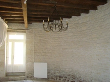 Nièvre (58) department, COULANGES les NEVERS: beautiful, unique property with no overlooking neighbors, comprising 18 rooms and 406m² of living space.