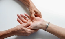 Local/bureau à louer ISNEAUVILLE (76)coaching sportif personnalisé, yoga, pilates, stretching, sport‑santé, préparation physique, activités de bien‑être corporel