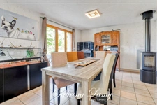 Maison à vendre 4 pièces MAREUIL EN BRIE (51) - confort Plain-pied - 3 chambres - Terrain 1 176m²
