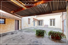 House for sale, 7 rooms, LE MESNIL SUR OGER (51) - 151m² - Courtyard - Outbuilding