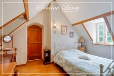 ✨ For Sale: Elegant Prestigious Millstone Property - 214 m² on 2508 m² of Land ✨