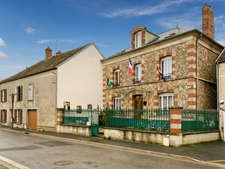 House for sale 8 rooms MONTMIRAIL (51)
