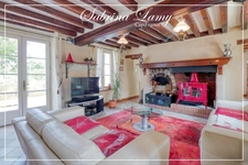 ✨ For Sale: Elegant Prestigious Millstone Property - 214 m² on 2508 m² of Land ✨
