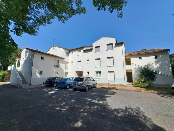 Appartement à vendre 1 pièces  (86)