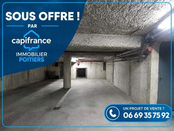 Dpt Vienne (86), à vendre POITIERS Centre-ville - Parking intérieur 