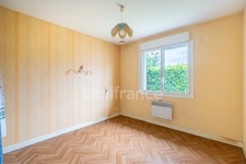 Maison Plain-Pied à vendre 5 pièces  (33) - 3 chambres - Jardin - Garage