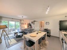 Appartement à vendre 3 pièces BORDEAUX CHARTRONS (33) - Jardin, terrasse, parking et cellier