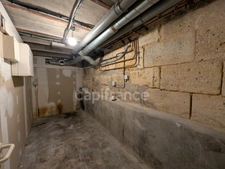 Local/Bureau à vendre 4 pièces BORDEAUX (33)