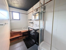 Maison à vendre 4 pièces AMBARES ET LAGRAVE (33)