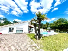 Maison à vendre 7 pièces MIOS (33) avec piscine, garage, dépendance et parc arboré