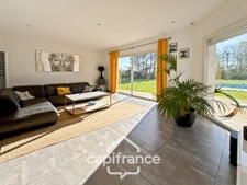 For sale, SADIRAC (33), 20 minutes from BORDEAUX, single-storey house, bright, four bedrooms