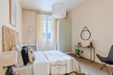 BORDEAUX/St SEURIN district/ Bright 1-bedroom apartment for sale 