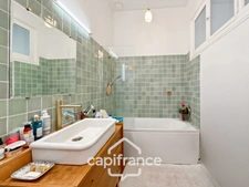 BORDEAUX (33) Charming house near Nansouty – quality renovation, exterior not overlooked