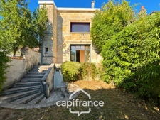 Dpt Gironde (33), à louer NON MEUBLE / BORDEAUX/NANSOUTY Grande maison en Pierre, avec Jardin