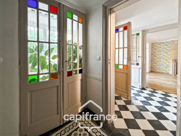 TALENCE (33) limite BORDEAUX/Quartier Saint Genès, Maison familiale avec jardin et dépendance