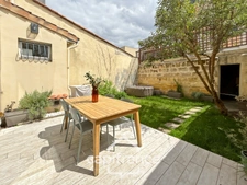 BORDEAUX/NANSOUTY-SAINT GENES Old house, renovated with garden and garage
