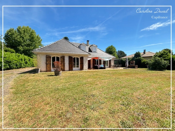 Dpt Gironde (33), à vendre CESTAS REJOUIT limite GRADIGNAN, Grande Propriété avec piscine, garage