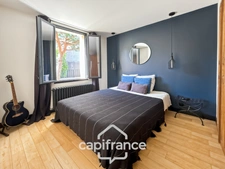 TALENCE (33) - St Genes district - House with garden and swimming pool - High-quality renovation