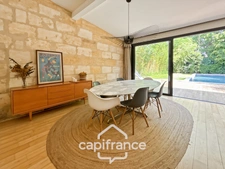 TALENCE (33) - St Genes district - House with garden and swimming pool - High-quality renovation