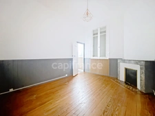 BORDEAUX (33), 4-room apartment for rent with garden and balcony
