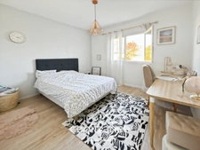 For sale, SADIRAC (33), 20 minutes from BORDEAUX, single-storey house, bright, four bedrooms
