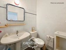 BORDEAUX/St SEURIN district/ Bright 1-bedroom apartment for sale 