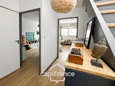 FOR SALE BORDEAUX / LES CHARTRONS House with two terraces