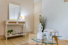 BORDEAUX/St SEURIN district/ Bright 1-bedroom apartment for sale 