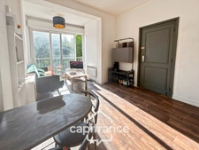 BORDEAUX/St SEURIN district/ Bright 1-bedroom apartment for sale 