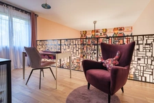 PESSAC (33) near BORDEAUX, House with quality features