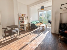 BORDEAUX/St SEURIN district/ Bright 1-bedroom apartment for sale 