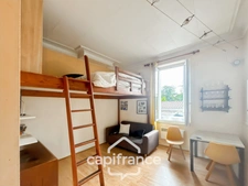 A vendre BORDEAUX/  Quartier St Genés Studio avec Grenier 