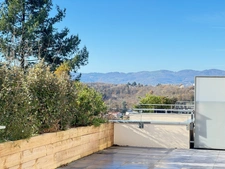 Dans un environnement Zen, apaisant et inspirant, Villa sur le toit spacieuse, lumineuse et confortable