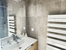 Dans un environnement Zen, apaisant et inspirant, Villa sur le toit spacieuse, lumineuse et confortable