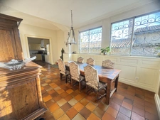 Near Charly, a manor house dating from the beginning of the 20th century.