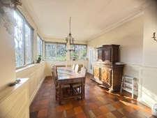 Near Charly, a manor house dating from the beginning of the 20th century.