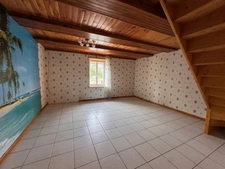 PERRIGNY SUR L OGNON MAISON ANCIENNE DE 127 M2 SUR 898 M2 DE TERRAIN