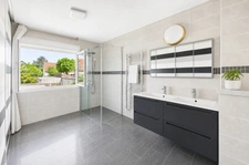 Maison à vendre 10 pièces avec piscine a MONTFERMEIL (93)