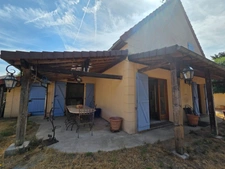SEVRAN Limite Livry Gargan maison T5 - 97 m2 - Terrain - Garage