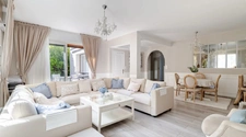 Maison à vendre 7 pièces d'environ 180 m2  au sol a MONTFERMEIL (93)