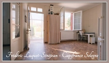 MAISON INDIVIDUELLE 5 PIÈCES À RÉNOVER – GRANDE VÉRANDA CHAUFFÉE, GRAND JARDIN ET DÉPENDANCES – LAMOTTE-BEUVRON (41)