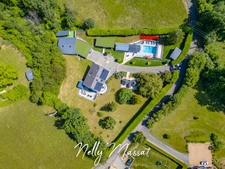 Dpt  (73), à vendre Villa à Montagnole avec grand terrain et nombreuses annexes