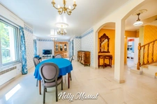 Maison à vendre 9 pièces BASSENS (73) - 380 M2 - garage, jardin