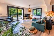 Maison à vendre 5 pièces LA MOTTE SERVOLEX (73) - Maison familiale rénovée avec piscine proche école