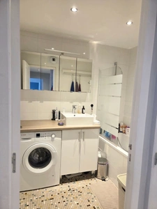 Appartement à vendre 3 pièces AIX LES BAINS (73) - vue dégagée et balcon